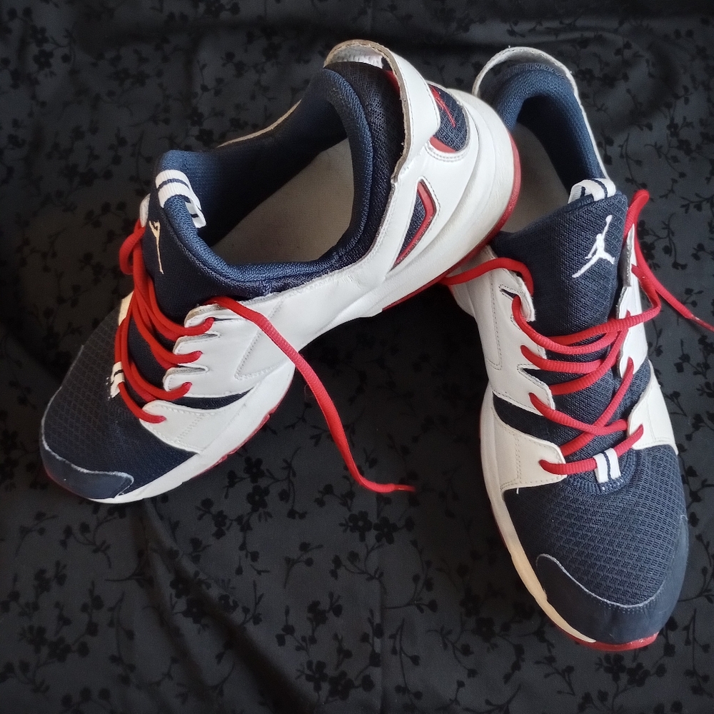 Jordan Low Mens Size 12 - White/Black